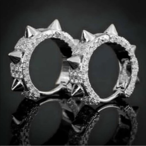 New Unisex 925 Silver Cool Punk Diamond Earrings - Picture 2 of 3